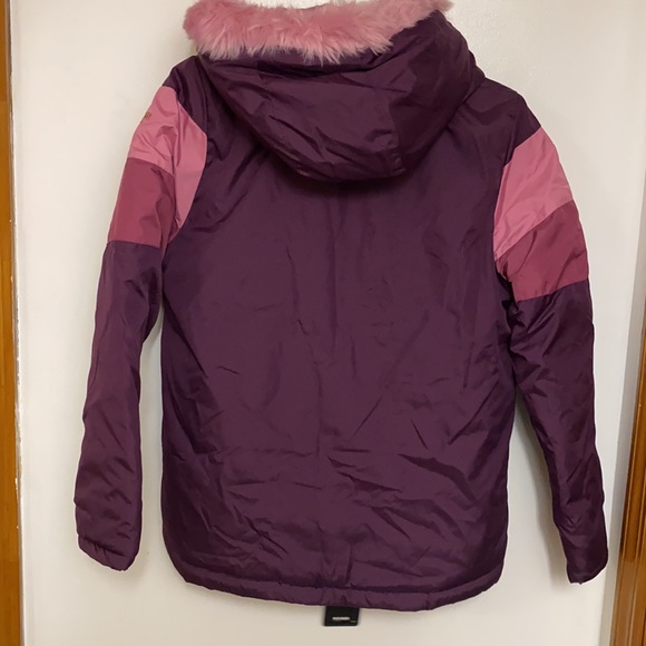 NWT OshKosh B’gosh girls pink and purple hooded winter coat size 12 - Picture 3 of 8